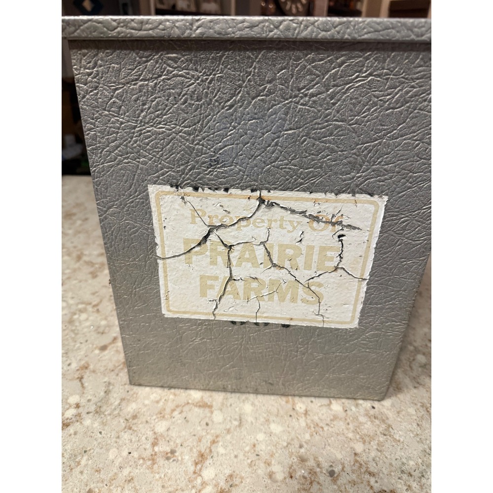 Vintage Prairie Farms Galvanized‎ Metal Milk Box Silver Porch Dairy Delivery Box